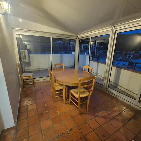 Apartamento Classe 2 Etoiles, 2 Chambres, Renove, Climatise