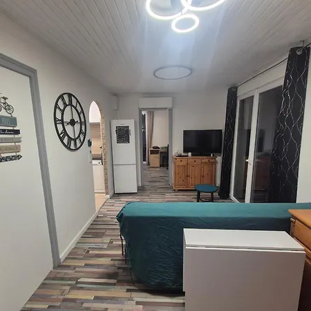 Classe 2 Etoiles, 2 Chambres, Renove, Climatise Amélie-les-Bains-Palalda