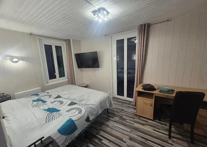 Classe 2 Etoiles, 2 Chambres, Renove, Climatise * Amélie-les-Bains-Palalda