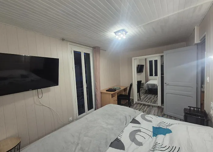 Classe 2 Etoiles, 2 Chambres, Renove, Climatise
